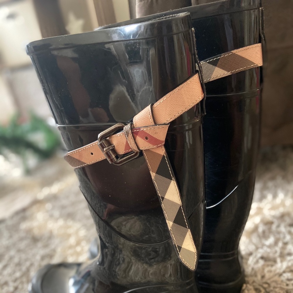 Burberry Boots